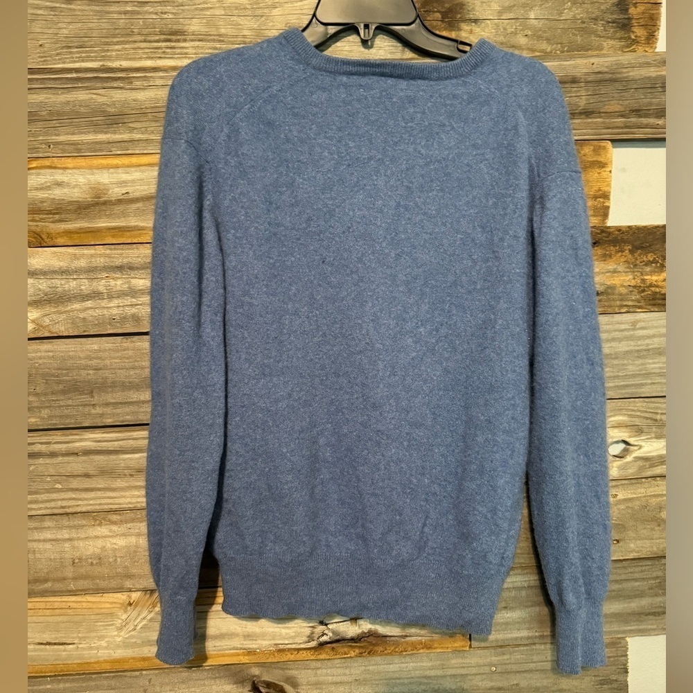 DUNCAN CAMERON of
Hawick- Size large-100% Cashmere - Picture 3 of 6